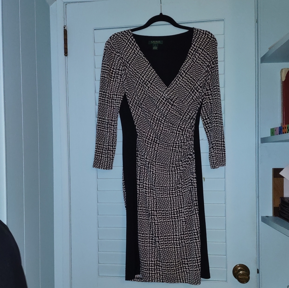 Ralph Lauren A line dogtooth patterned and ruched long sleeved midi dress size L